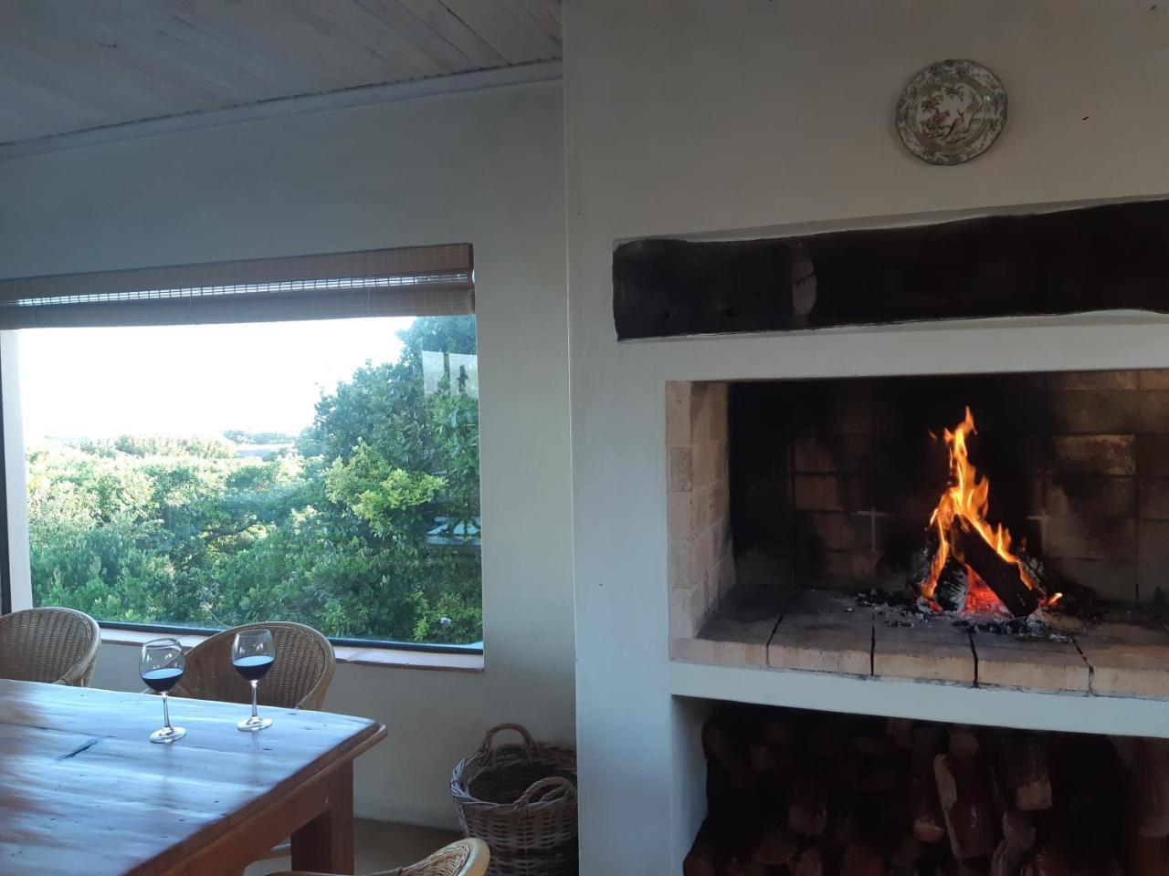 ホテル Tidal Retreat プレッテンバーグ・ベイ エクステリア 写真